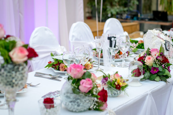 Hochzeitscatering mit Buffet und Service
